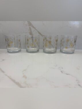 Set of 4 Clear Glass Tumblers with Gold Snowflake Design